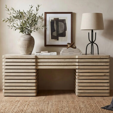 CFC_Gallery_0000_CFC-Desk